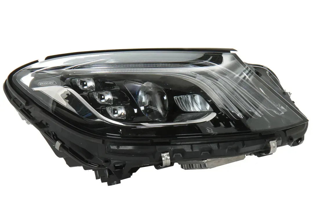 a2229068804   headlight r